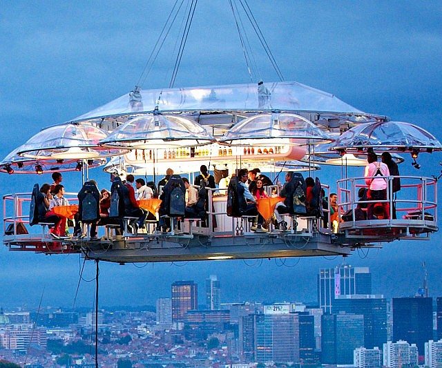 travel path in restaurant